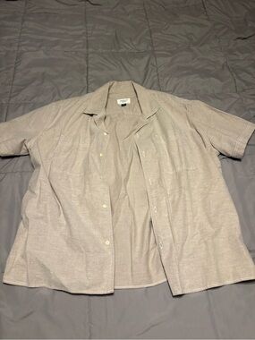 American Eagle Outfitters Beige Short Sleeve Button-Up